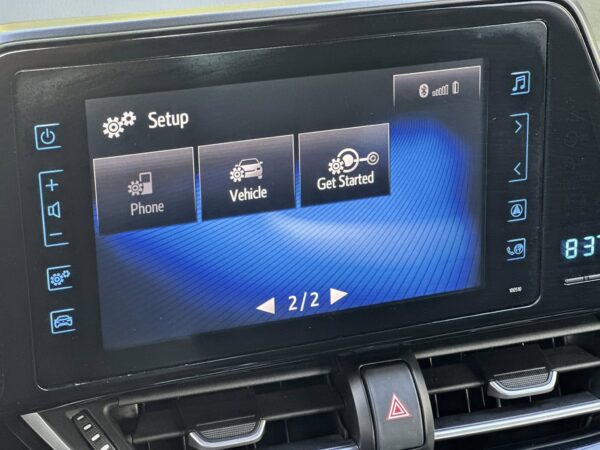 Toyota / C-HR 1.8 Hybrid Active
