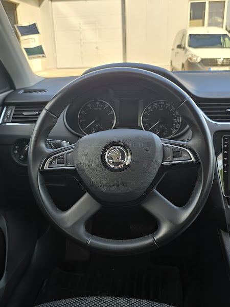 Skoda Octavia 1.2 TSI AMBITION DSG