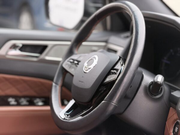 SsangYong REXTON 2.2 e-XDi 220 4WD Aut. Sapphire