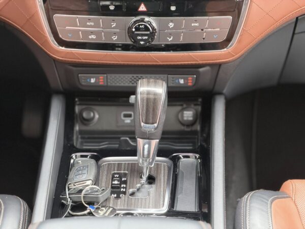 SsangYong REXTON 2.2 e-XDi 220 4WD Aut. Sapphire