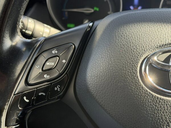 TOYOTA C-HR 1.8 Hybrid
