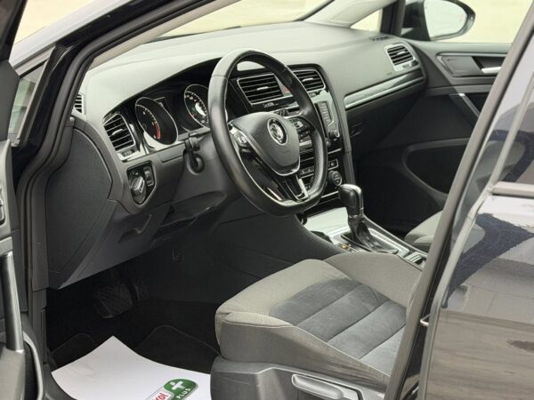 Volkswagen Golf VII 1.6 TDI Highline BlueMotion