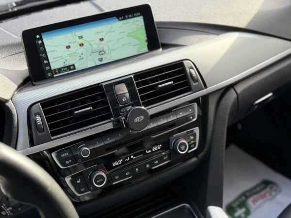 BMW 3er 318i M Sport Shadow