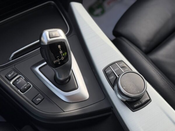 BMW 3er 318i M Sport Shadow