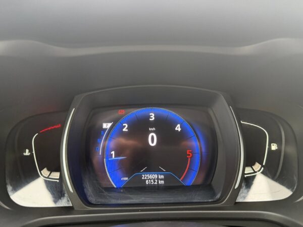 Renault Kadjar 1.6 DCI CVT Intens