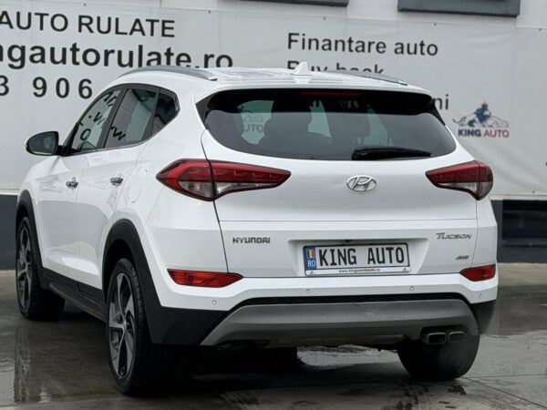 Hyundai Tucson 2.0 CRDI 4WD 6AT Premium+