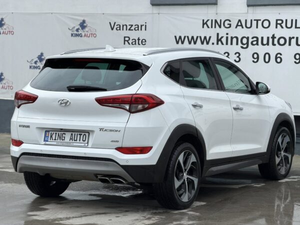 Hyundai Tucson 2.0 CRDI 4WD 6AT Premium+