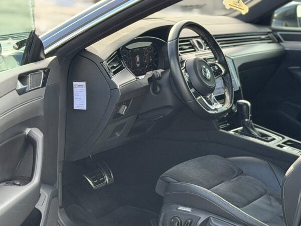 Volkswagen / Arteon 1.5 TSI ACT R-Line