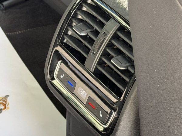 Volkswagen / Arteon 1.5 TSI ACT R-Line