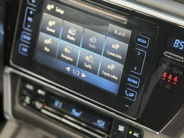 Toyota Auris 1.8 Hybrid Cool