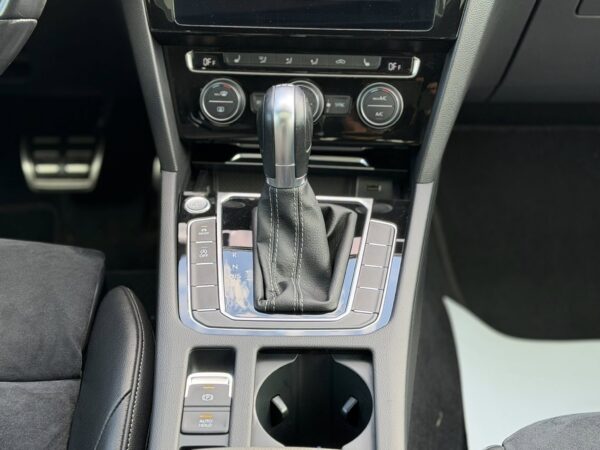 Volkswagen / Arteon 1.5 TSI ACT R-Line