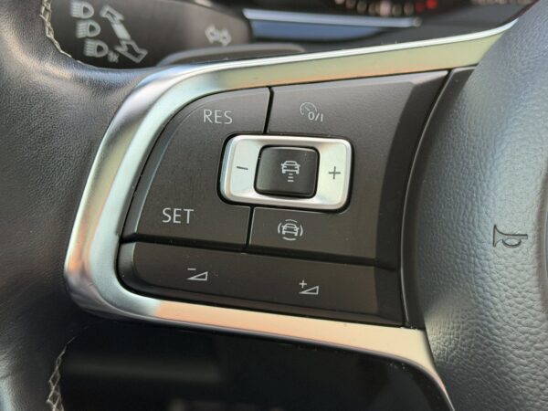 Volkswagen / Arteon 1.5 TSI ACT R-Line