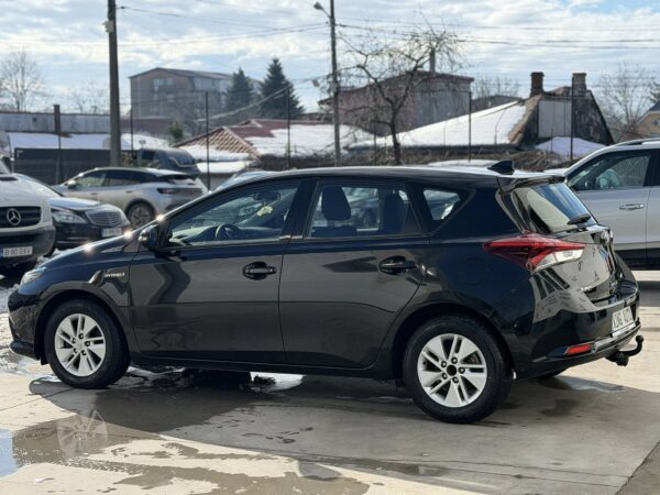 Toyota Auris 1.8 Hybrid Cool