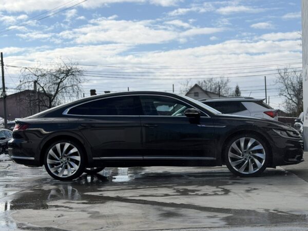 Volkswagen / Arteon 1.5 TSI ACT R-Line