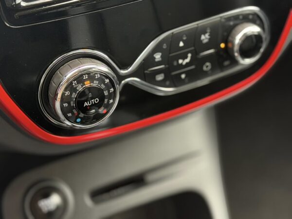 Renault Captur ENERGY TCe 120 LIMITED