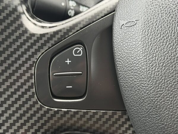 Renault Captur ENERGY TCe 120 LIMITED