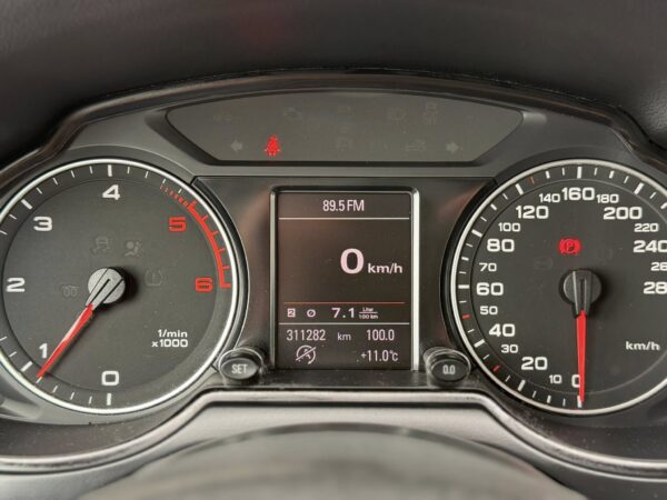 AUDI Q5 2.0 TDI