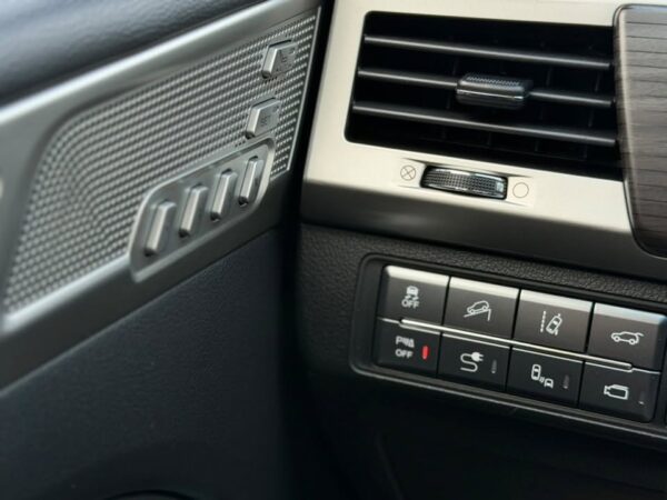 SsangYong REXTON 2.2 e-XDi 220 4WDAut.