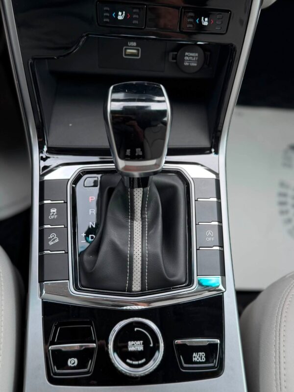 SsangYong Korando 1.6 e-XDi 2WD Aut. Sapphire