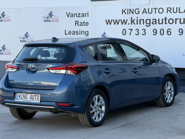 Toyota Auris 1.8 Hybrid Design Edition