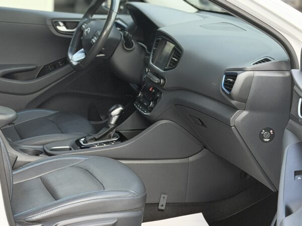 Hyundai IONIQ Hybrid