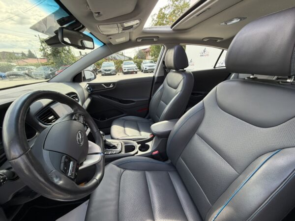 Hyundai IONIQ Hybrid