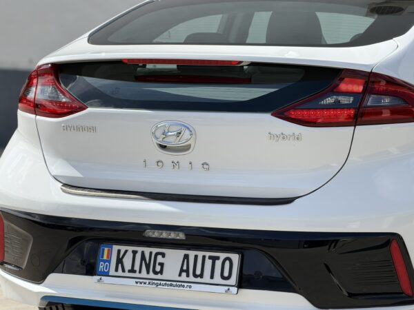 Hyundai IONIQ Hybrid