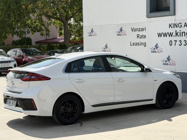 Hyundai IONIQ Hybrid