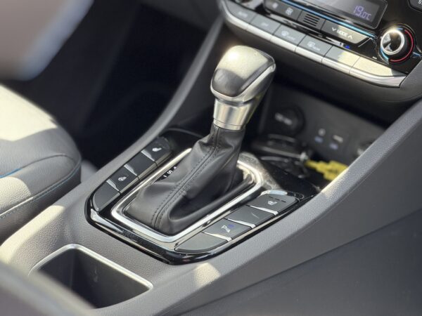 Hyundai IONIQ Hybrid