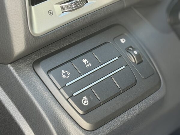 SsangYong Tivoli second hand 2016 negru – foto 35