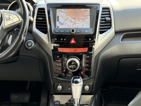 SsangYong Tivoli second hand 2016 negru – foto 26