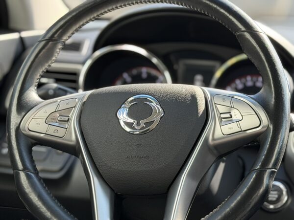 SsangYong Tivoli second hand 2016 negru – foto 20
