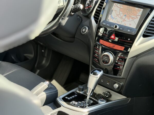 SsangYong Tivoli second hand 2016 negru – foto 28