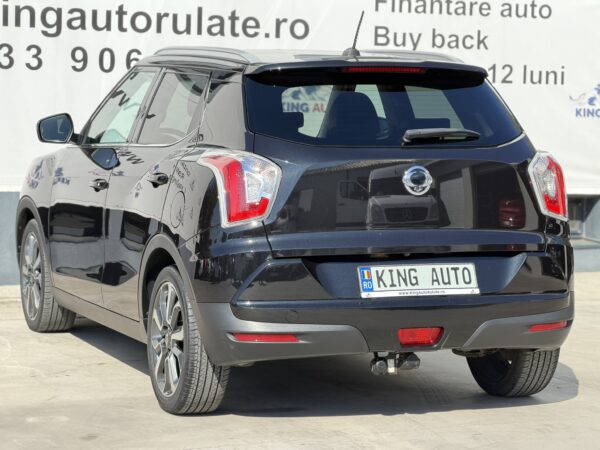 SsangYong Tivoli second hand 2016 negru – foto 4