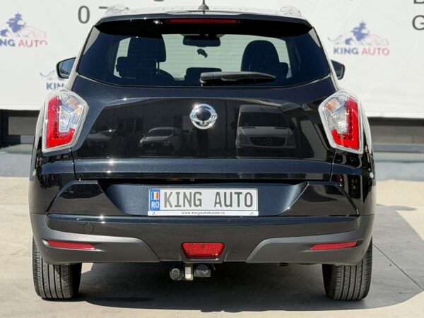 SsangYong Tivoli second hand 2016 negru – foto 5