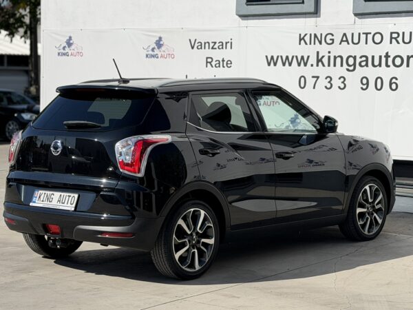 SsangYong Tivoli second hand 2016 negru – foto 6