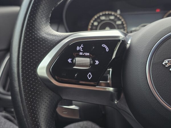 Jaguar E-Pace D165 AWD R-Dynamic S